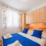 Apartment Blue Lagoon