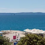Elysian Zen Luxury Apartment - Two Bedroom Apartment With Terrace And Sea View