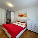Petra Apartment