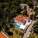 Villa Bila Vila Split - Where Life Meets Luxury & Nature