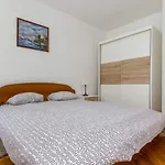 Apartment Jurmar - With Terrace