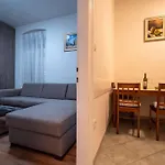 Split Old Town Cozy Apartment