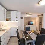 Marjan Apartment