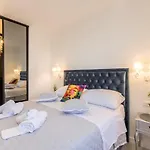 Carmen - Luxury 2-Bedroom Apartment - Downtown