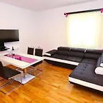 Royal Deluxe Apartment With Balcony