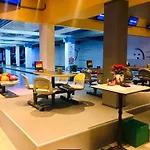 Bowling Hostel