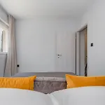 Tessa Apartment