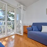 Apartment Andrea By Litto