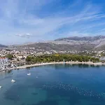 Apartman Lukiana***