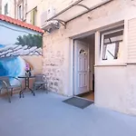 Anamari Apartment