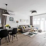 Domus Mea Apartment