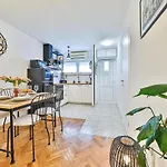 Cozy Apartment With Top View Split