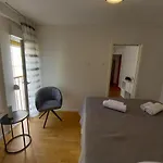 Apartment Leela