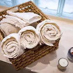 Adora Luxury Apartment
