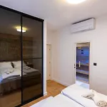 Adora Luxury Apartment
