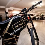 Hotel Posh