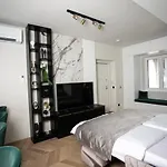 Prestigious Downtown Apartment