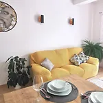 Relax And Enjoy Apartment Stobrec