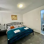 Apartment Papalina City Center