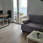 Apartment By The Mall