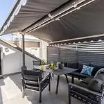 Main Square Duplex With Rooftop Terrace
