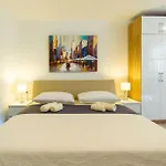 Apartments & Room Rollex