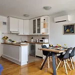 Apartment Lana