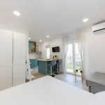 Studio Apt Breeze