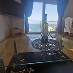 Apartment Delminium