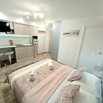 Studio Apartmani Pomalo/ Take It Easy
