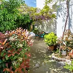 Apartment Nives In The City Center - Free Parking