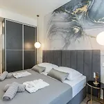 Diamond Luxury Rooms