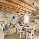 Holiday Home Vintage