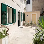 Luxury Apartment Toni