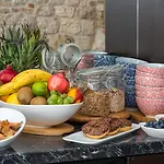 Palace Suites Heritage Hotel - Adults Only