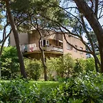 Apartments And Rooms By The Sea Split - 15298