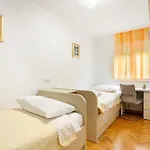 Apartments With Wifi Split - 19143