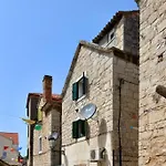 Apartment Gloria - Old City Center