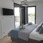Splendid Beach View Apartment
