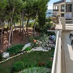Hermosa Luxury Apartment