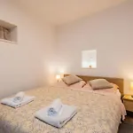 Bozena\'S Studio Apartment