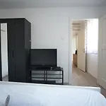 Apartment Fly