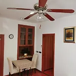 Apartment Luci Near Bacvice Beach