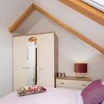 Romantic Attic Apartment