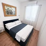 Luxury Home Beach Apartament In Split, Croatia