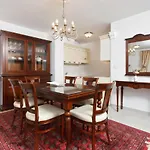 Split Inn Apartments