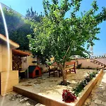 Sun Apartment With Sea View And Shared Pool