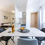 Apartment Sergio