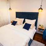 Ideal Rooms #1