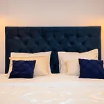 Ideal Rooms #1